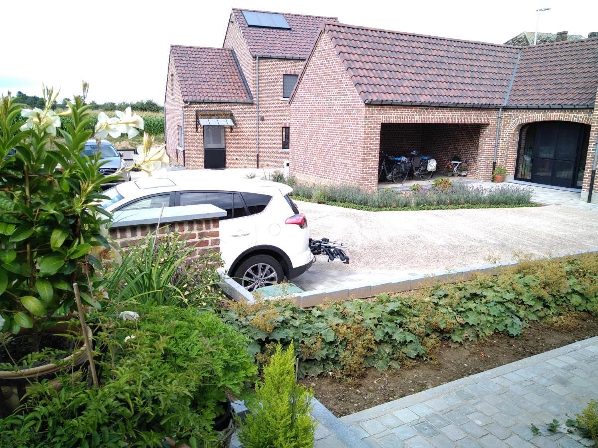 Vakantiewoning Mierzicht Met Prive Wellness Haspengouw Boekhout المظهر الخارجي الصورة
